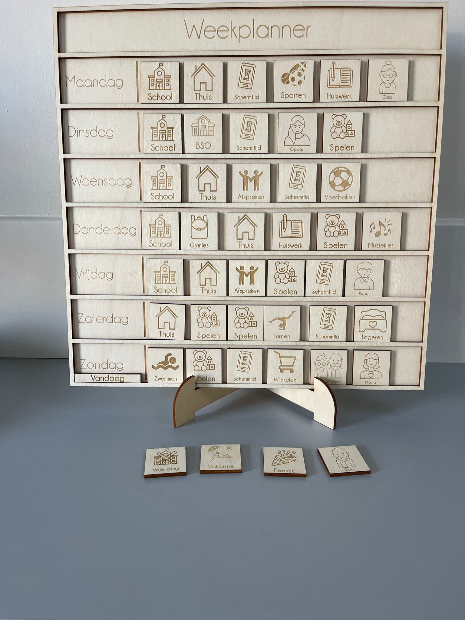 Weekplanner - met 49 figuurtjes en 3 blanco plaatjes - Afbeelding 1